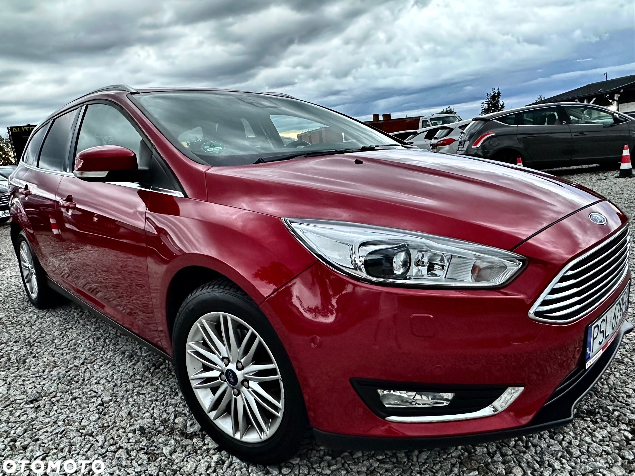 Ford Focus Turnier 1.5 EcoBoost Start-Stopp-System Titanium - 2