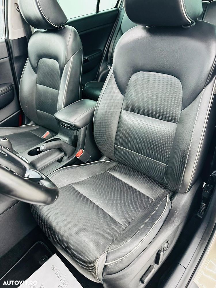 Kia Sportage 1.7 CRDI 2WD Dream-Team Edition - 16