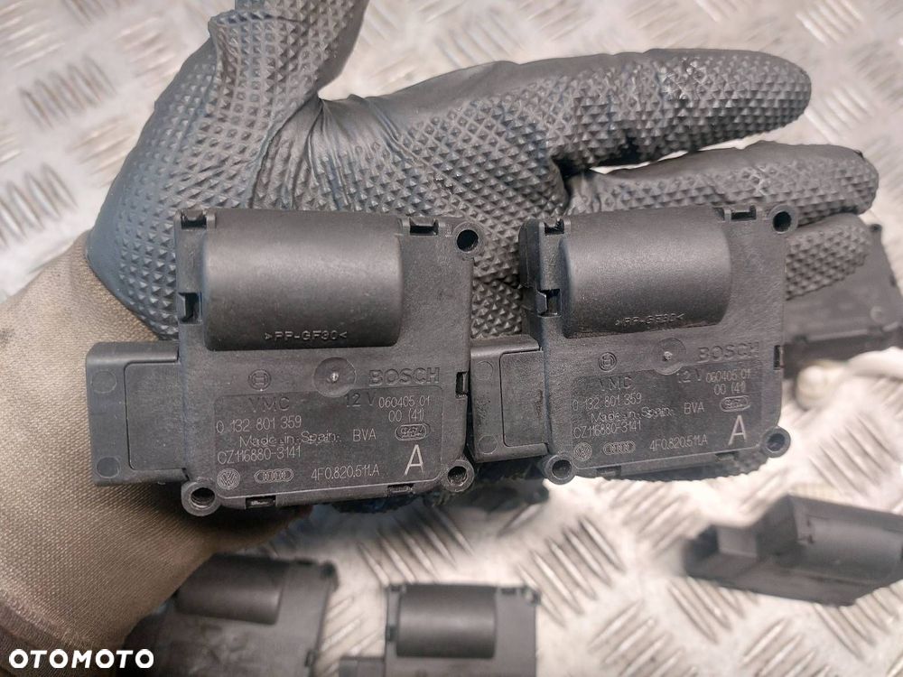 SILNICZKI NAGRZEWNICY KOMPLET AUDI A6 C6 4F0820511A 4F0820511B - 4