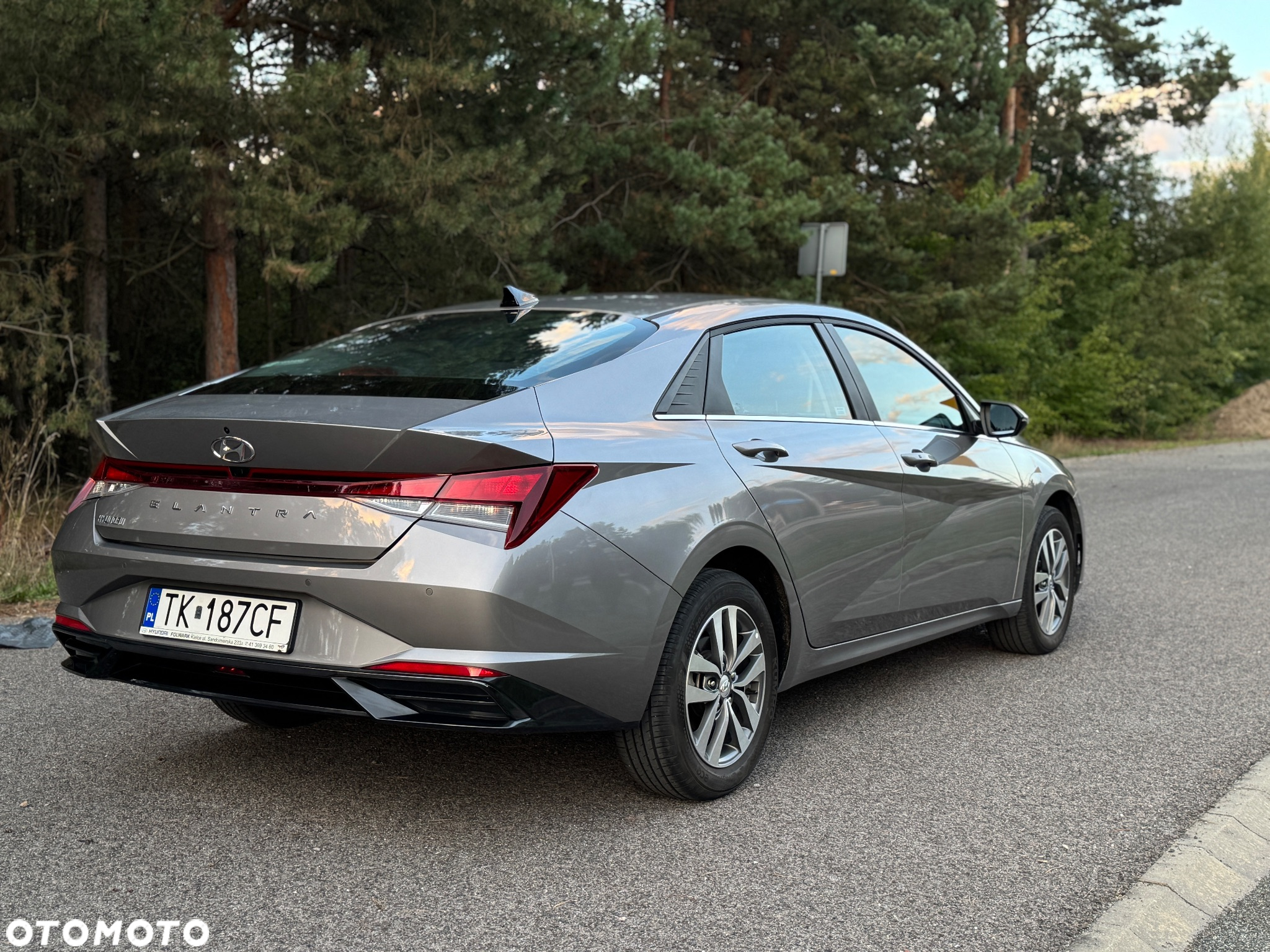 Hyundai Elantra 1.6 Smart - 4