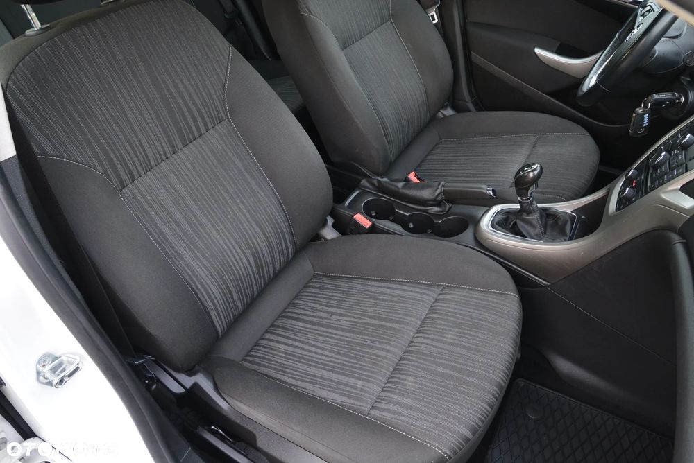 Opel Astra 1.6 Enjoy - 31