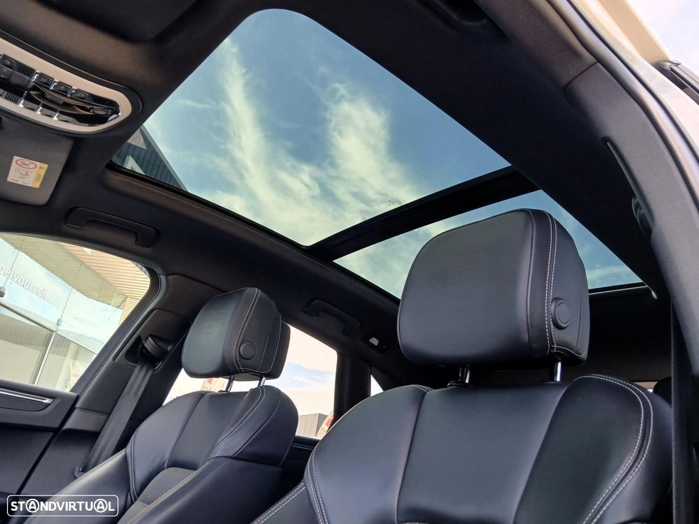 Porsche Macan T - 18