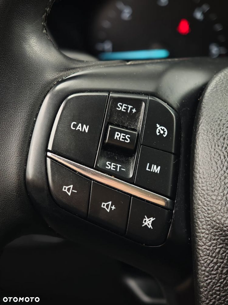 Ford Focus - 22