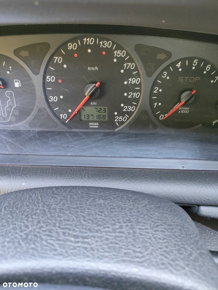 Citroën C5 2.0 HDi X - 18