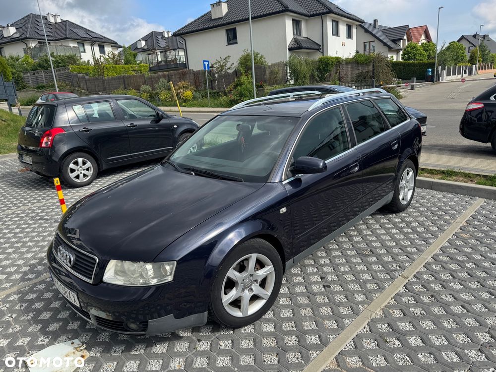 Audi A4 Avant - 1