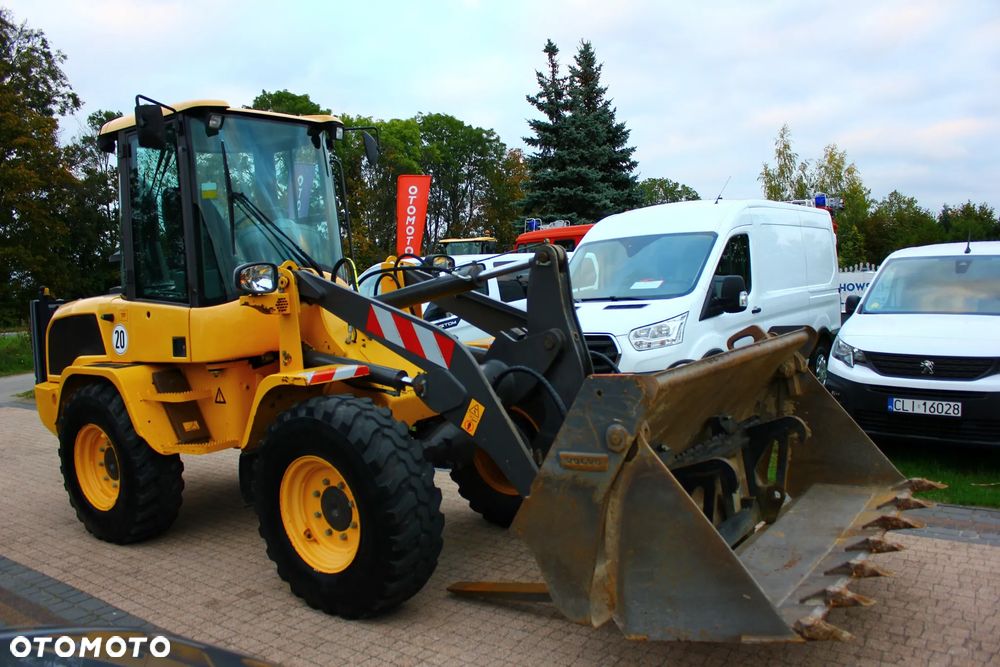 Volvo L30G - 18