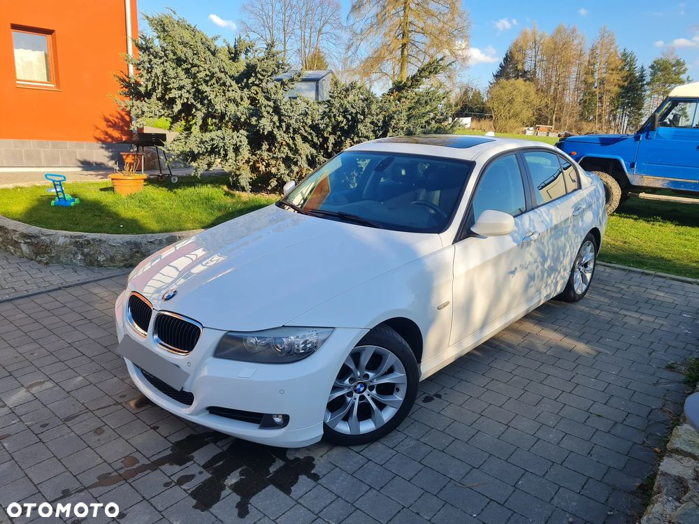 BMW Seria 3 318i - 26