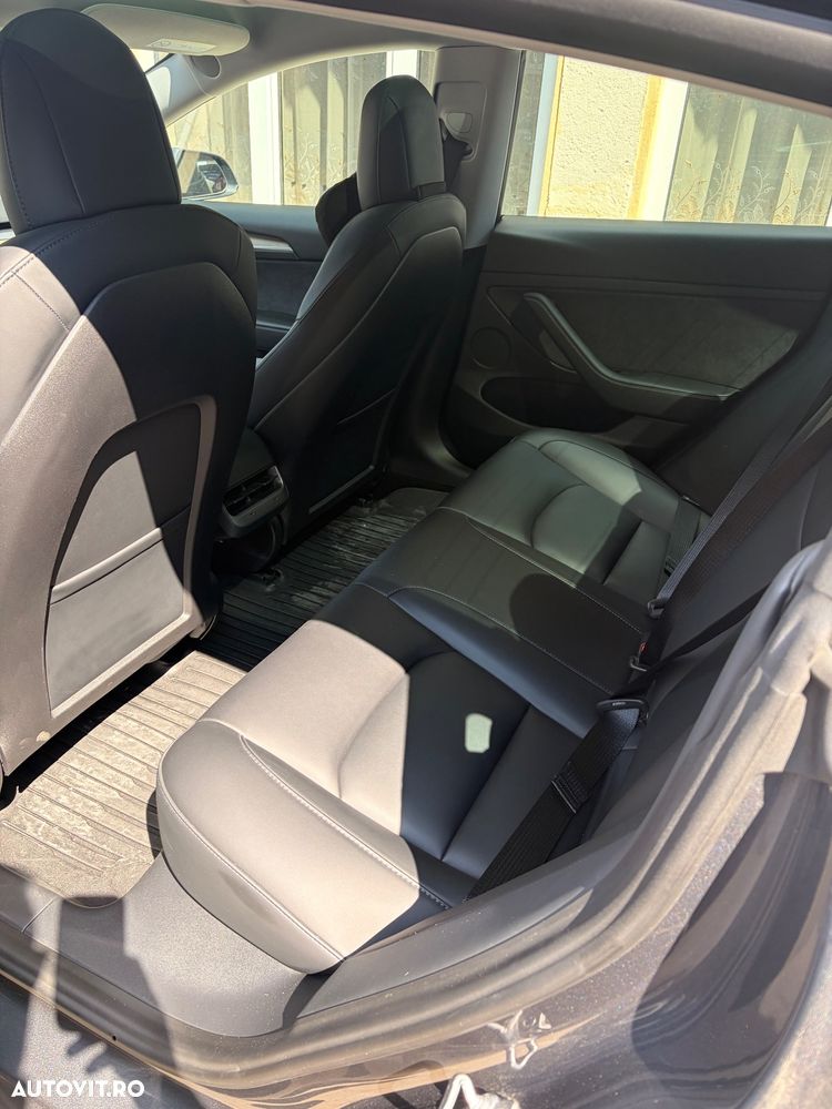 Tesla Model 3 Langstreckenbatterie Allradantrieb Dual Motor - 9