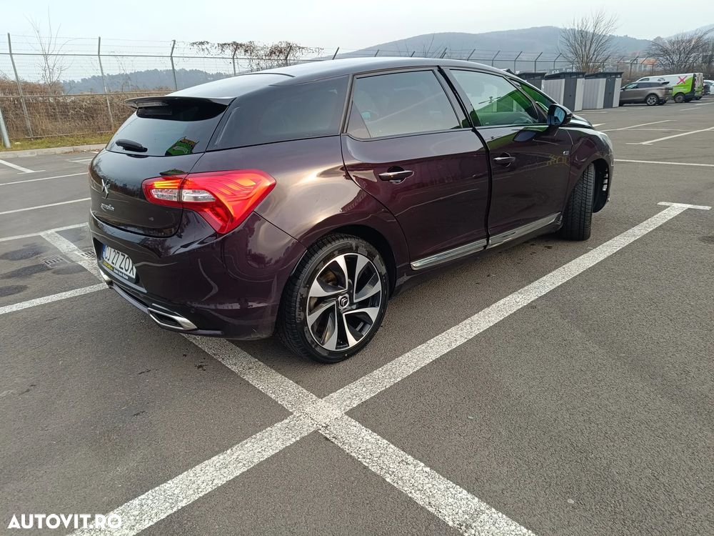 Citroën DS5 HDi 165 Aut. SportChic - 4