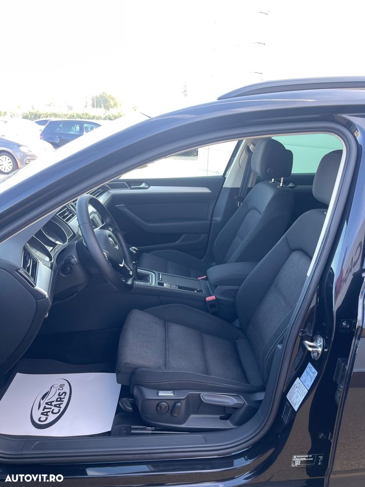 Volkswagen Passat - 30
