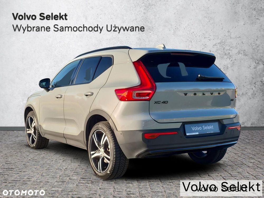 Volvo XC 40 - 5