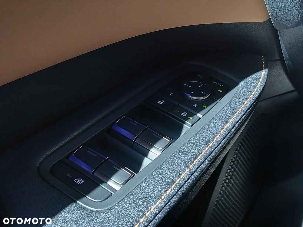 Lexus RX 450h+ Prestige - 35