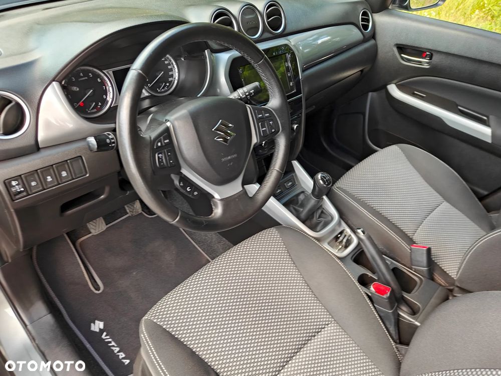 Suzuki Vitara - 17