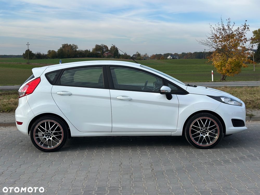 Ford Fiesta 1.0 EcoBoost STart-Stop Titanium - 9