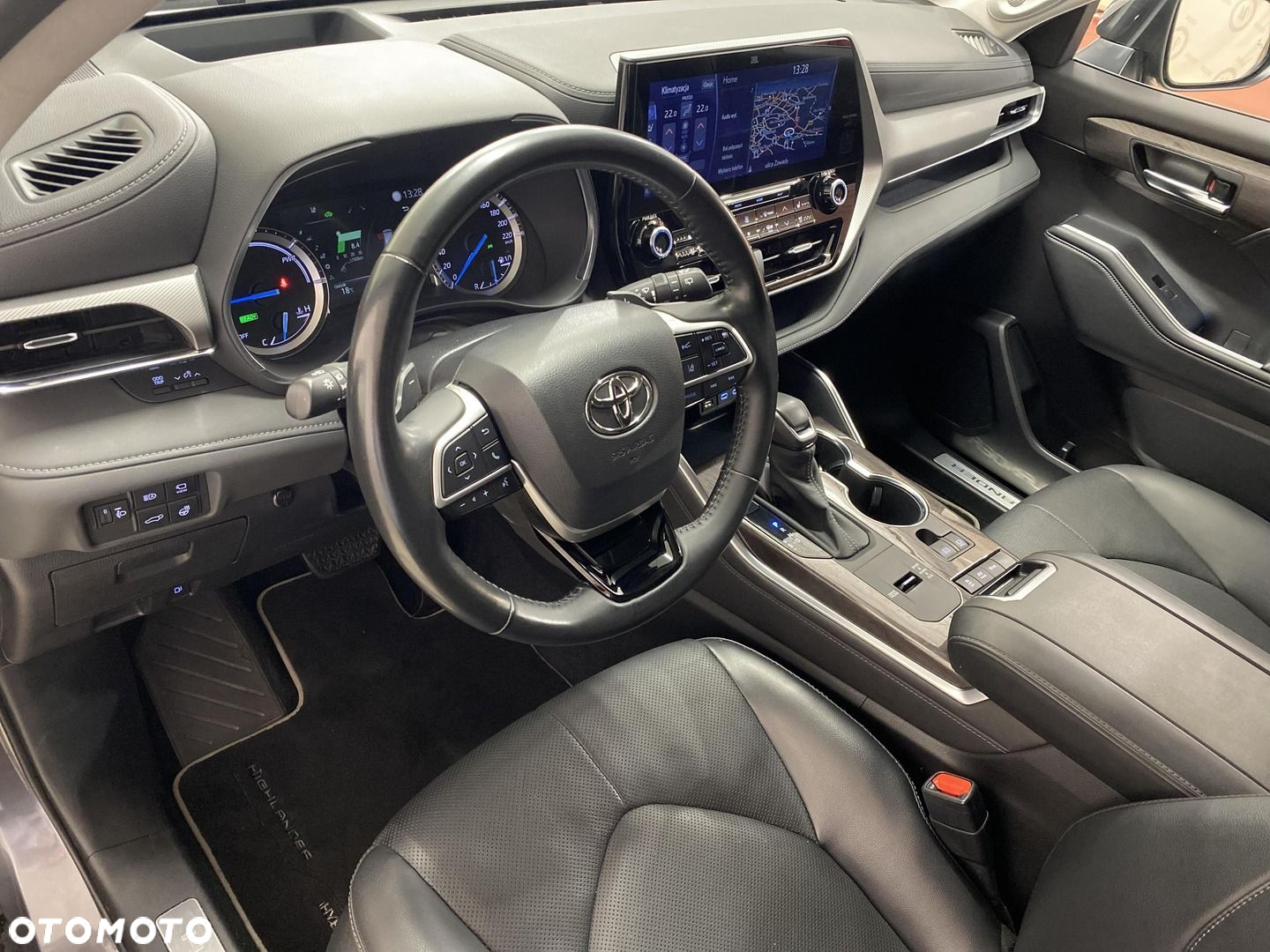 Toyota Highlander - 10
