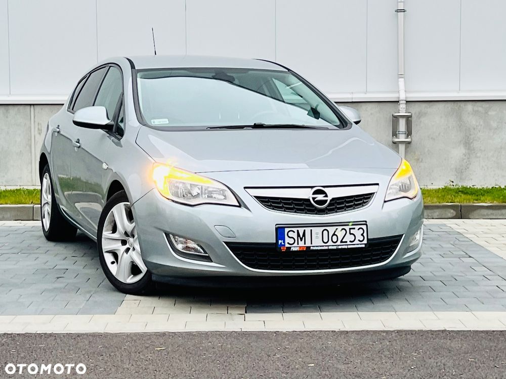 Opel Astra 1.4 Turbo Design Edition - 5