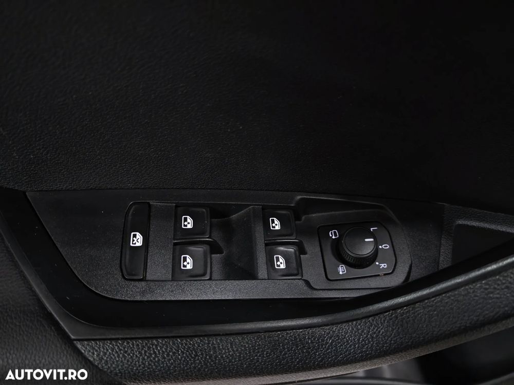 Skoda Karoq 2.0 TDI SCR DSG Ambition - 30