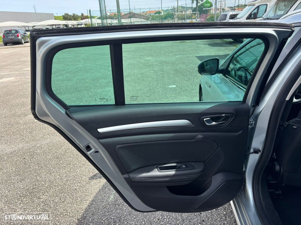 Renault Mégane Sport Tourer 1.5 Blue dCi Intens - 48