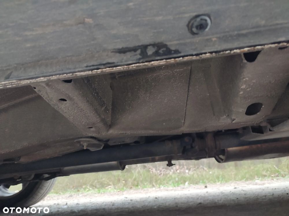 Chevrolet Captiva - 27