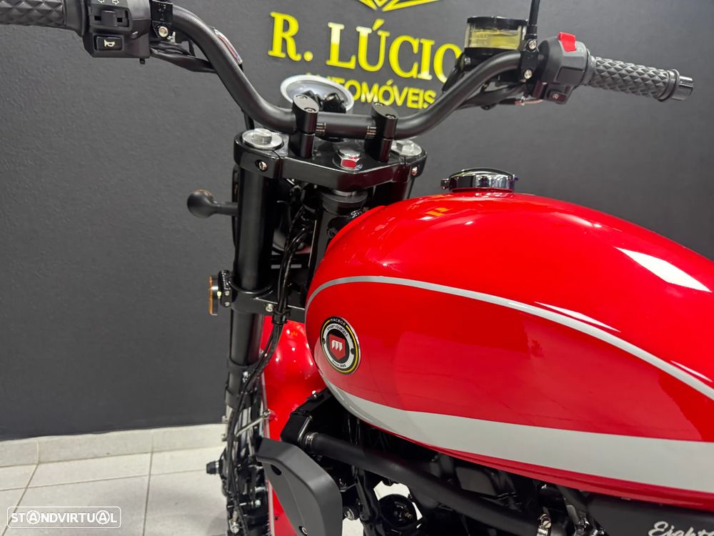 Macbor Eight Mile 125 LC - 19