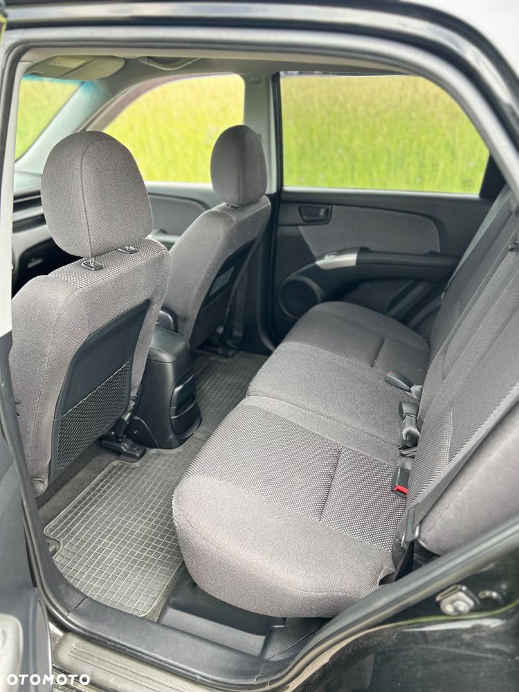 Kia Sportage - 12