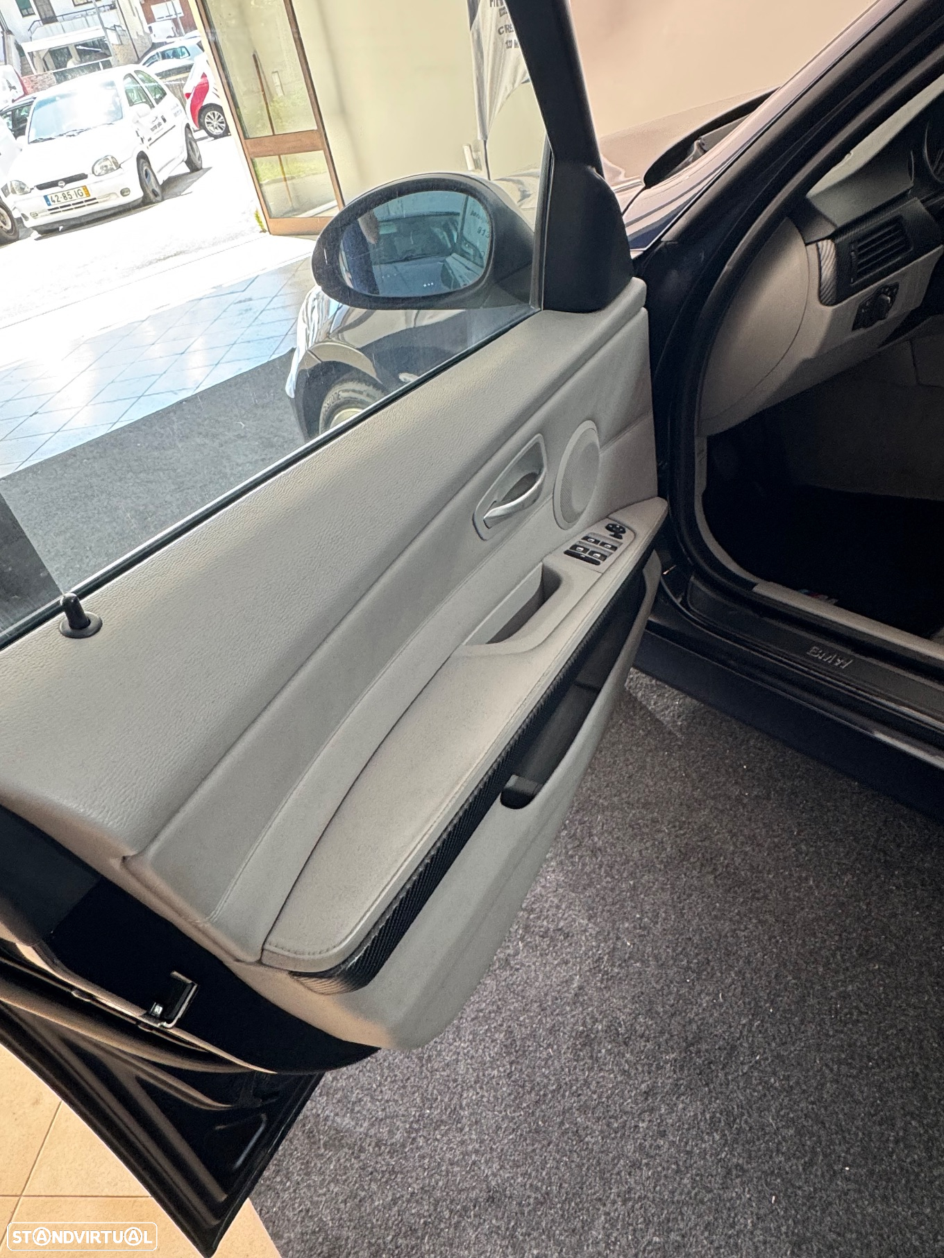 BMW 320 d Exclusive - 17