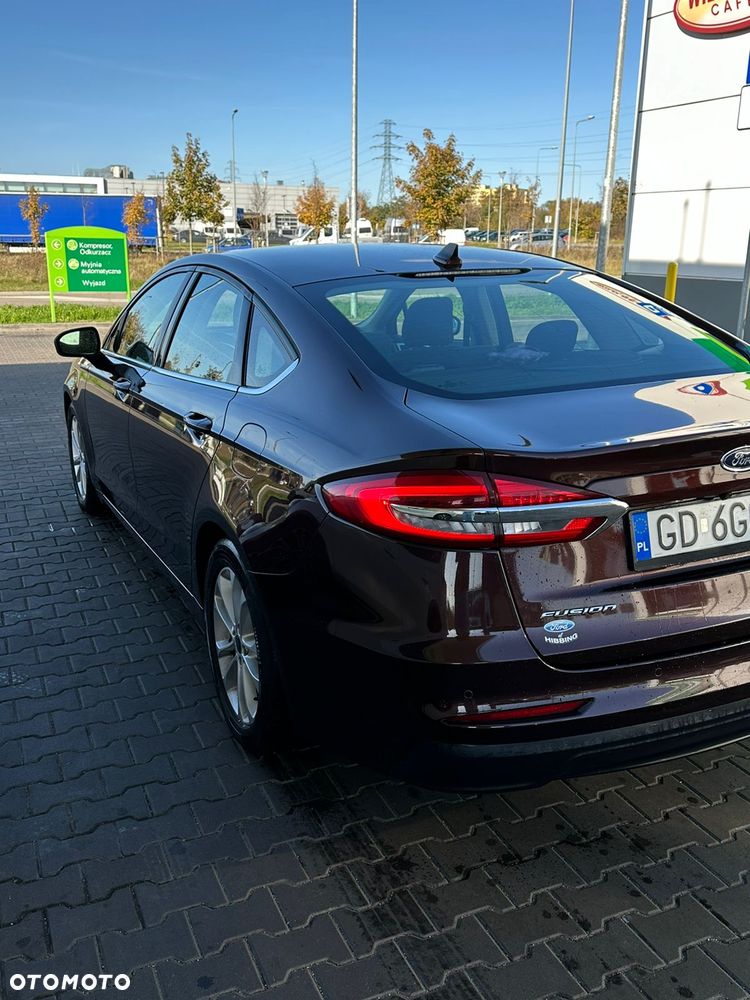 Ford Fusion - 6