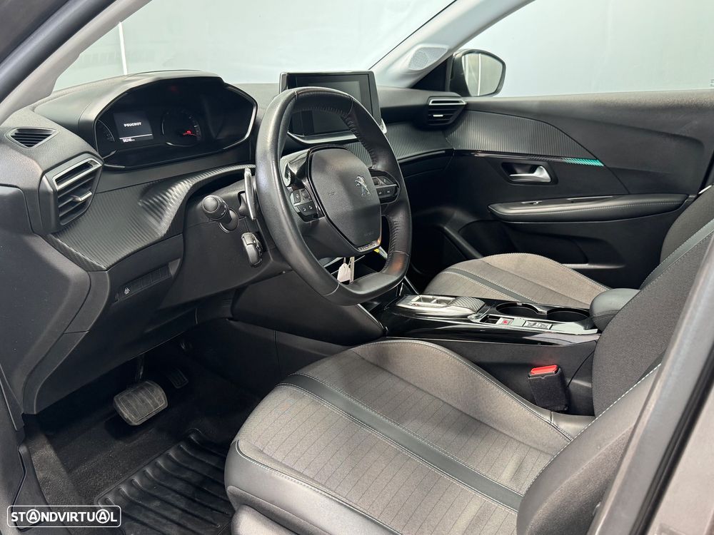 Peugeot 208 1.2 PureTech Allure Pack EAT8 - 23