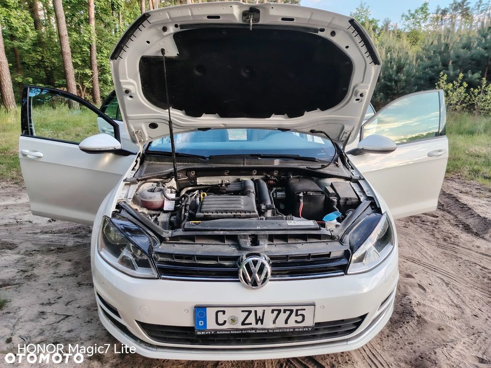 Volkswagen Golf 1.2 TSI BlueMotion Technology DSG Lounge - 2