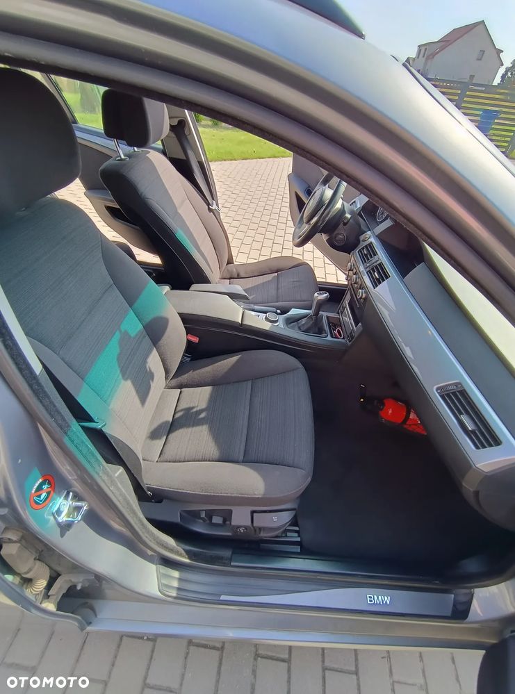 BMW Seria 5 - 10