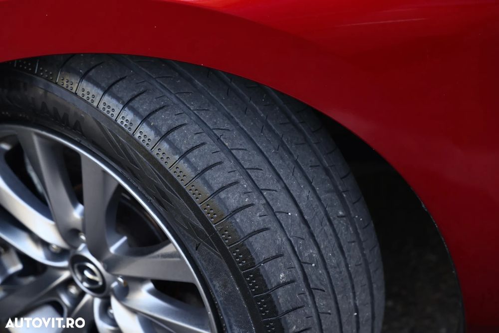 Mazda 3 e-Skyactiv G122 MHEV - 32