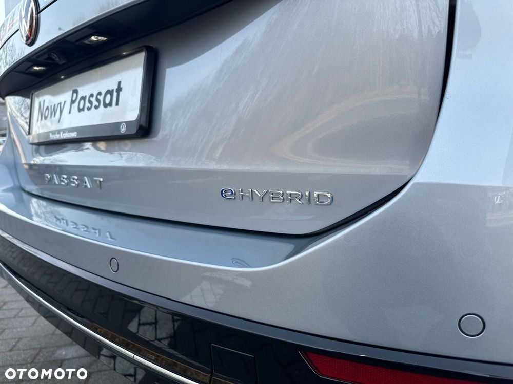 Volkswagen Passat - 39