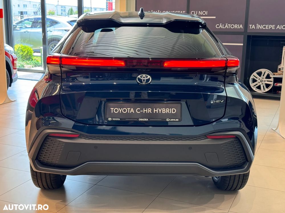 TOYOTA C-HR 2026 — imagine 6