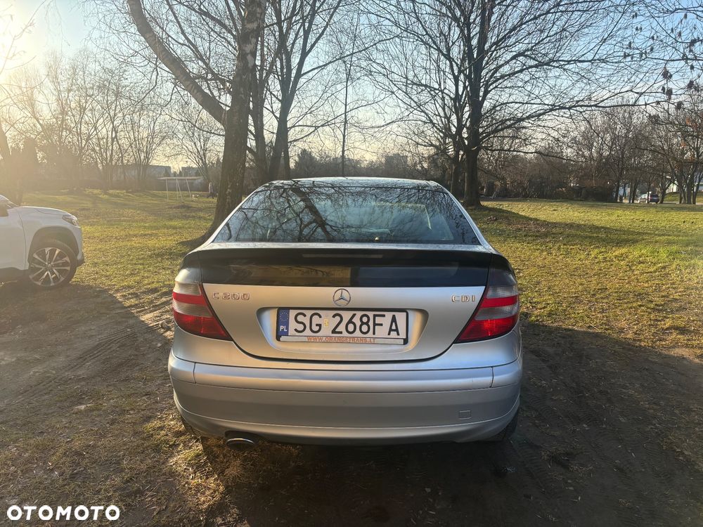Mercedes-Benz Klasa C 200 CDI Sportcoupe - 2