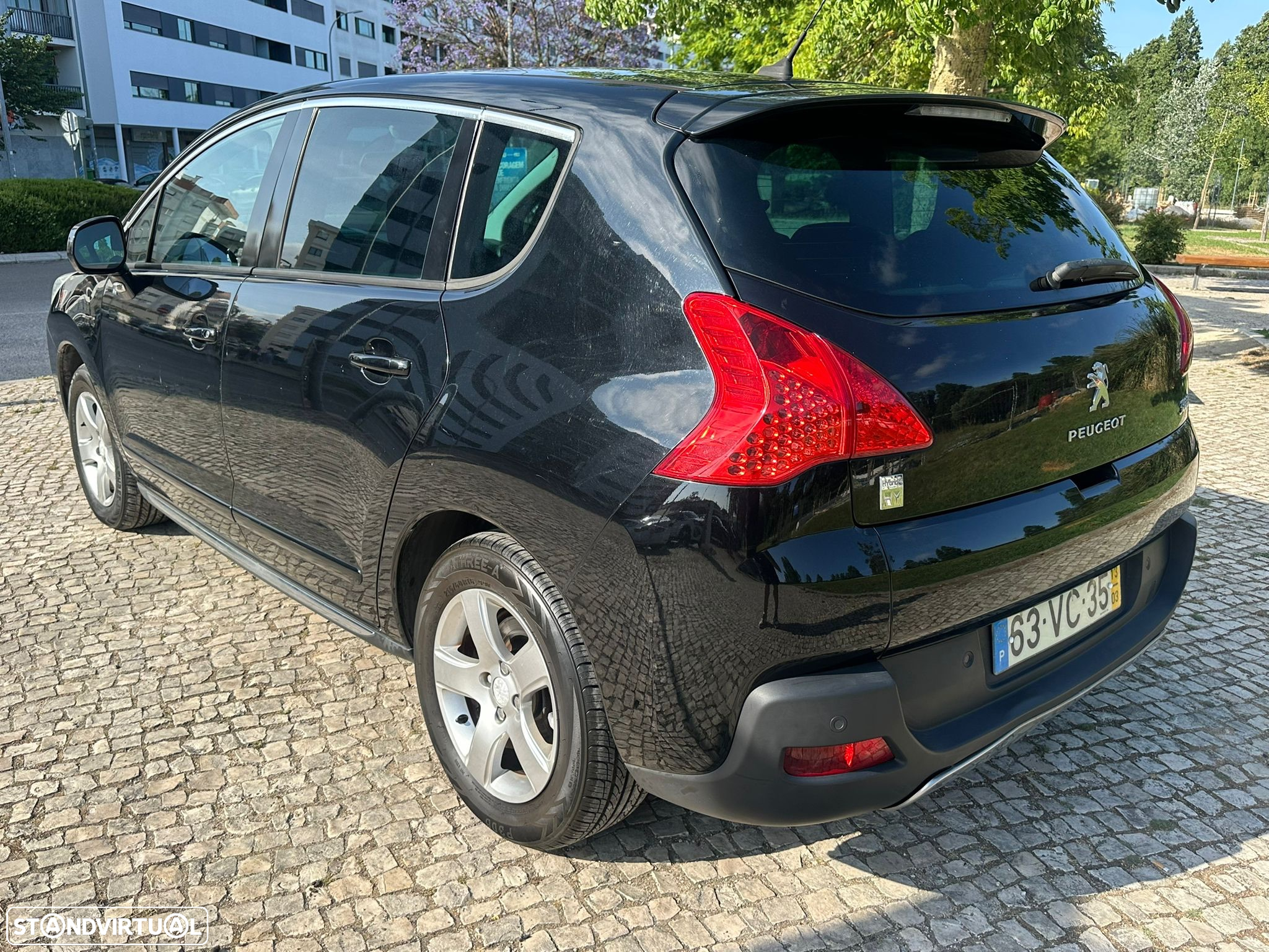 Peugeot 3008 2.0 HDi Hybrid4 - 7