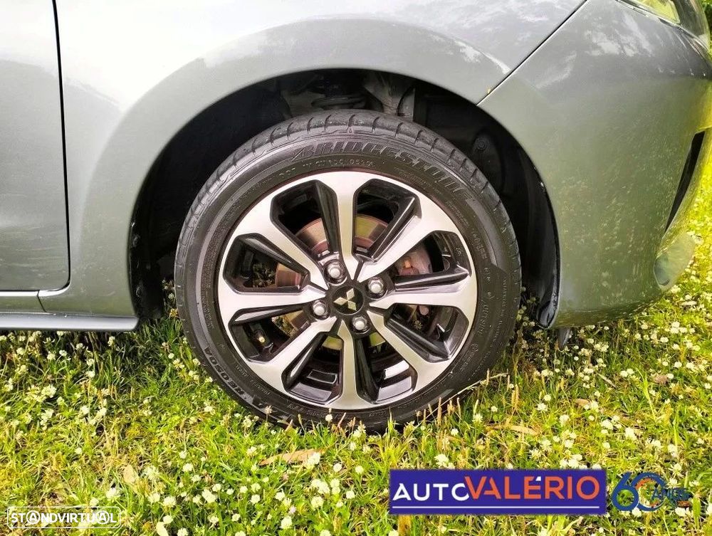 Mitsubishi Space Star 1.2 Intense Connect Edition - 29
