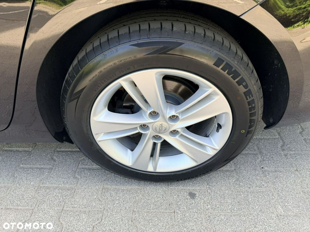 Opel Insignia - 13