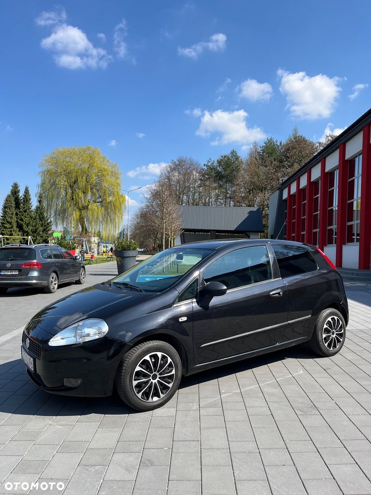 Fiat Grande Punto - 1