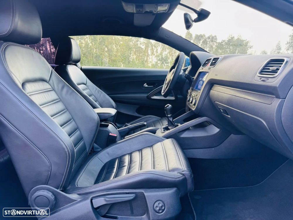 VW Scirocco 2.0 TDI Sport - 29