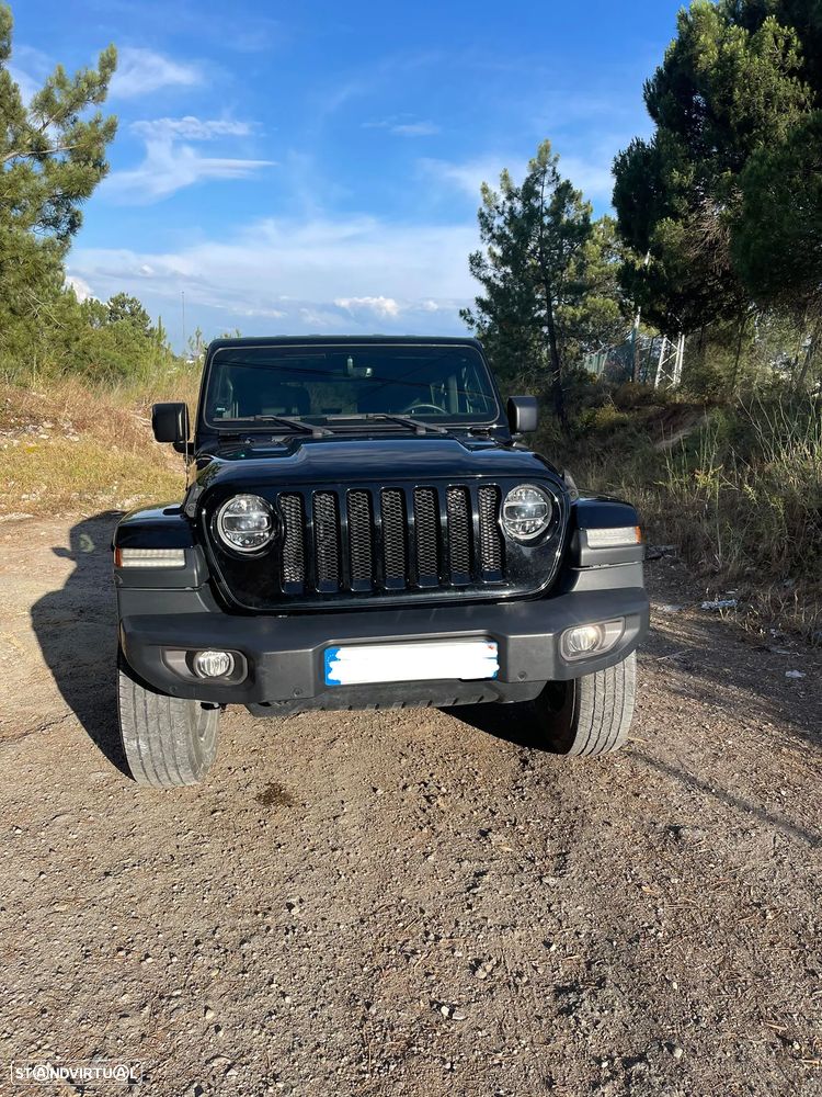 Jeep Wrangler - 4