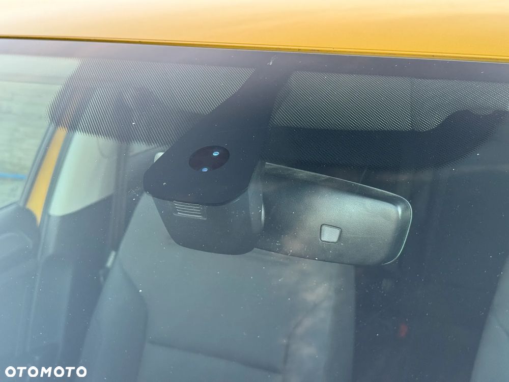 Volkswagen Golf 1.4 TSI BMT Comfortline - 14