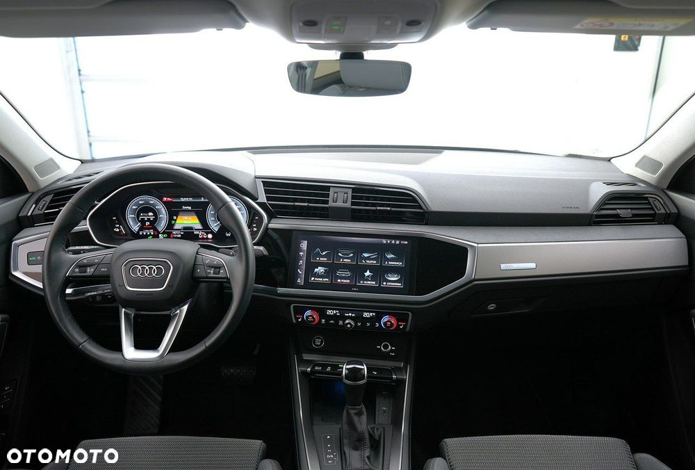 Audi Q3 Sportback - 32