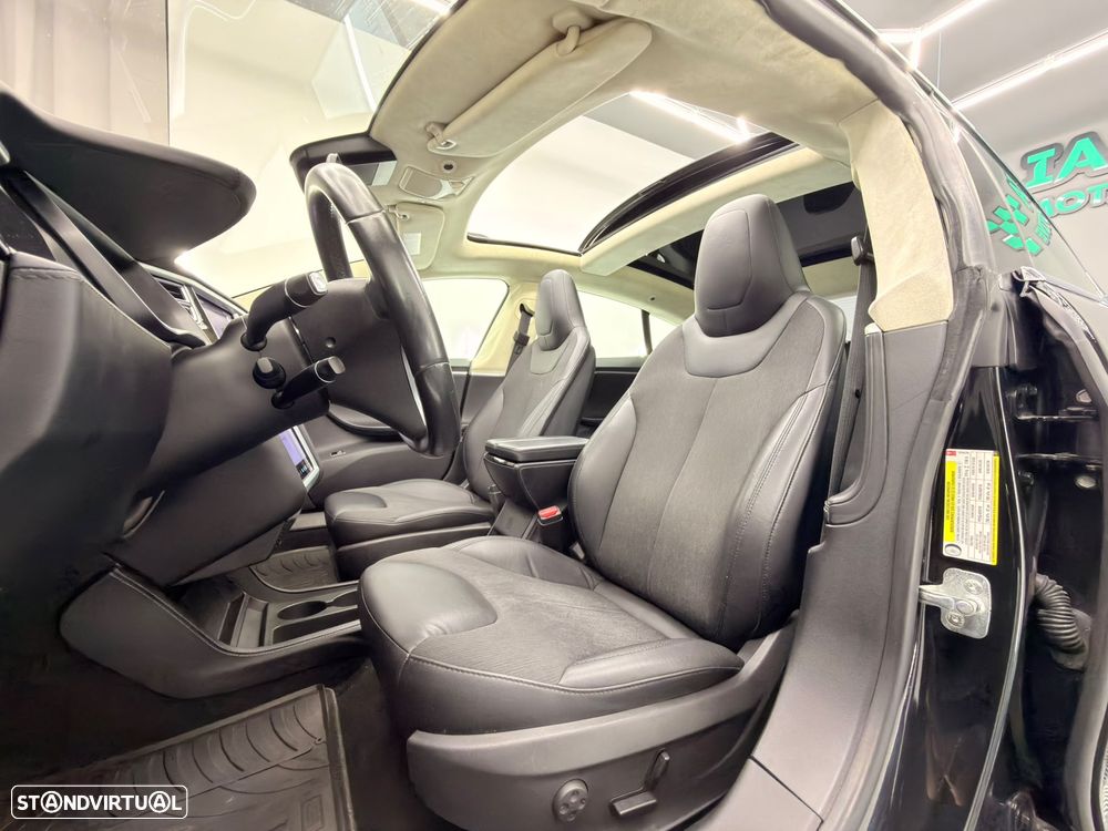 Tesla Model S 70 - 21