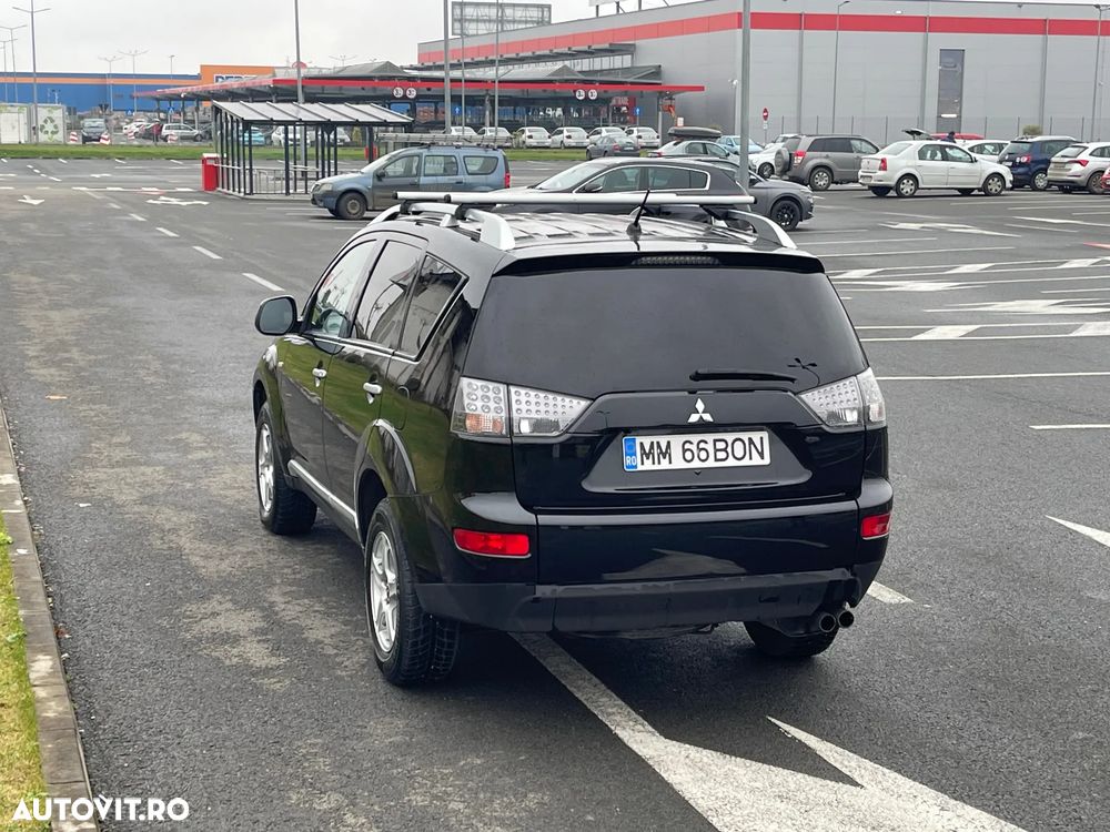Mitsubishi Outlander 2.2 DI-D 4WD Invite - 27