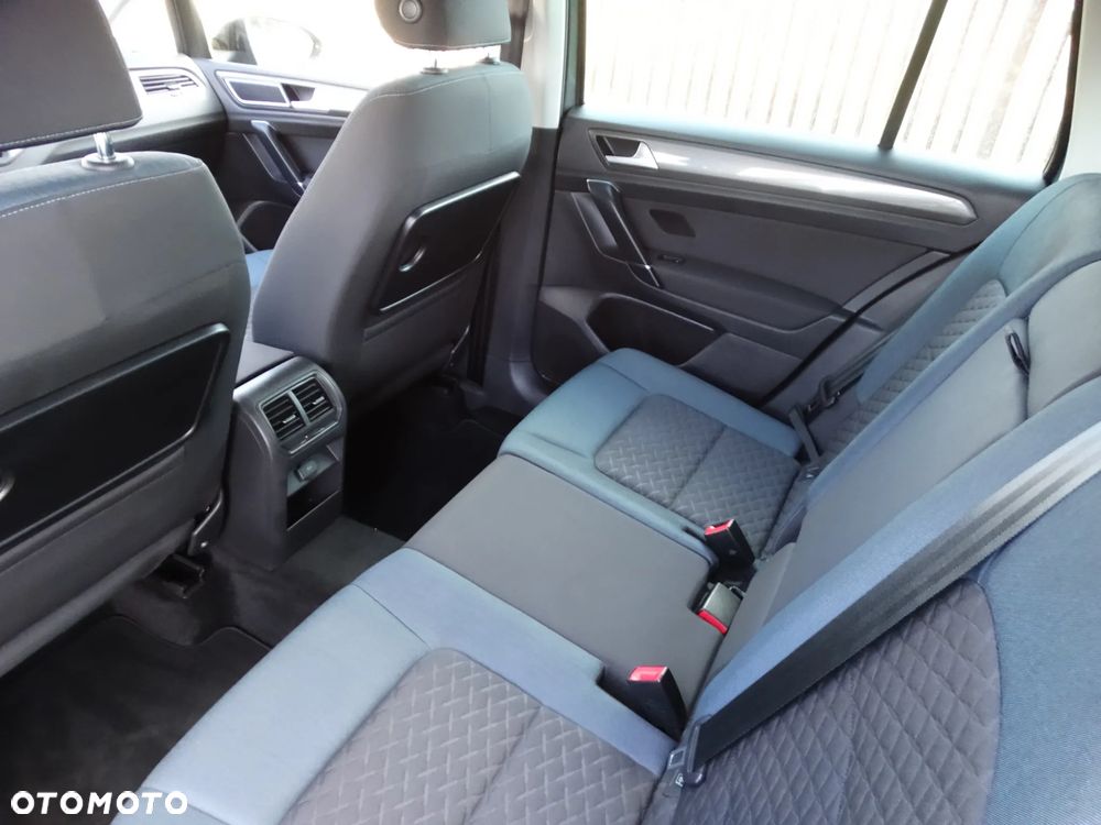 Volkswagen Golf Sportsvan - 12
