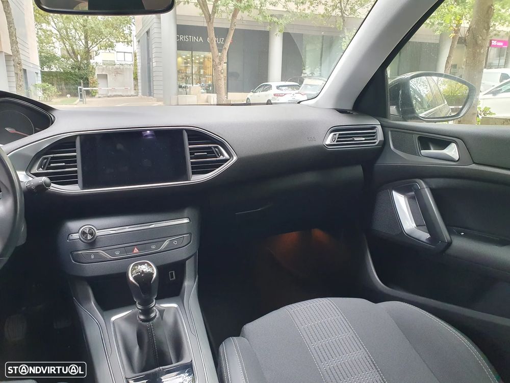 Peugeot 308 SW 1.5 BlueHDi Allure - 9