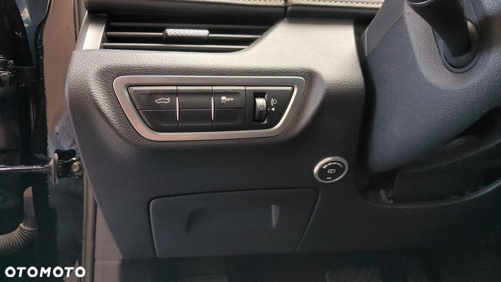 Bestune B70 2.0T Elegance - 6