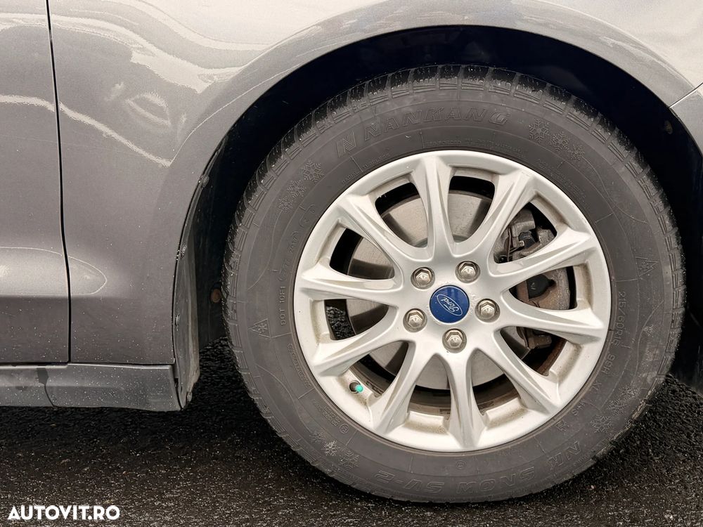 Ford Mondeo - 27