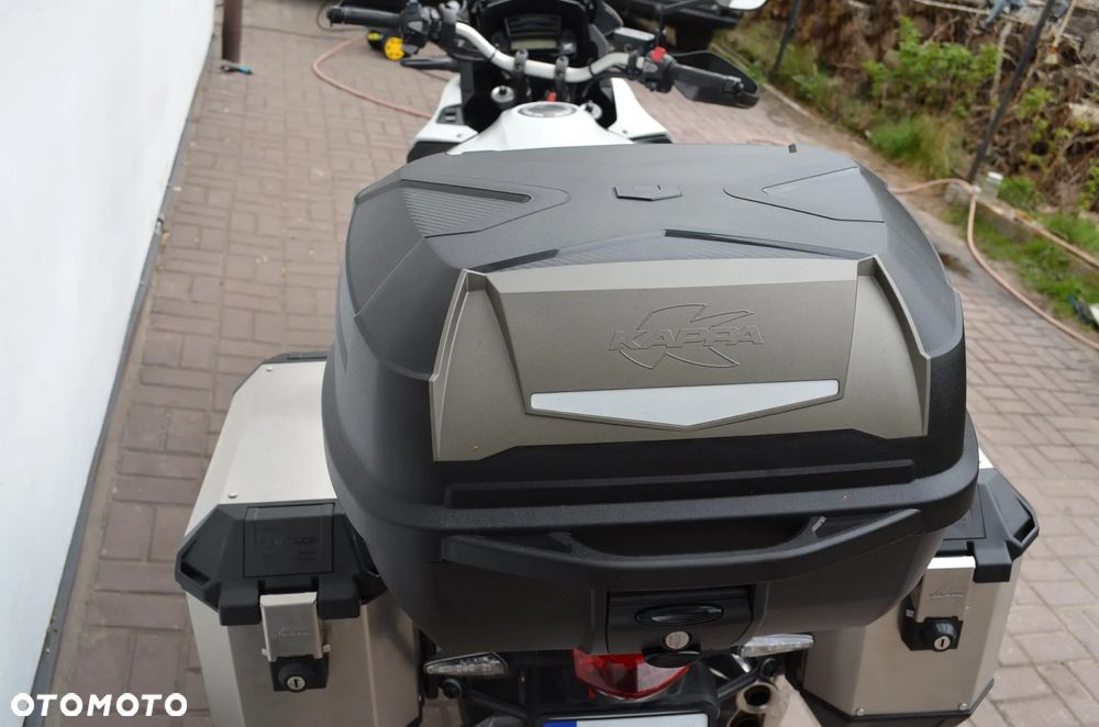 Honda VFR - 22