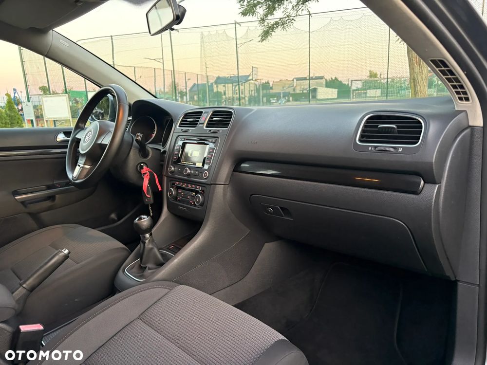 Volkswagen Golf 1.6 TDI DPF Comfortline - 13